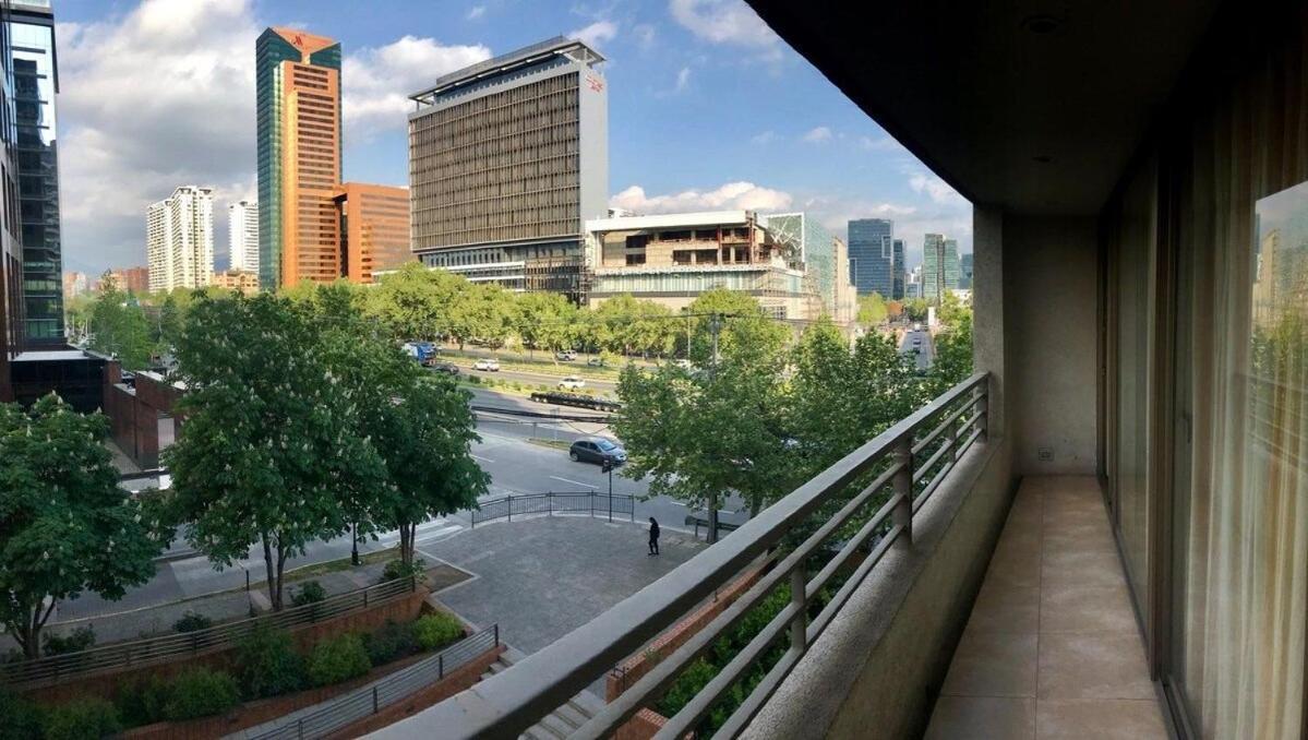 Mirando A Parque Arauco Apartment Santiago Luaran gambar